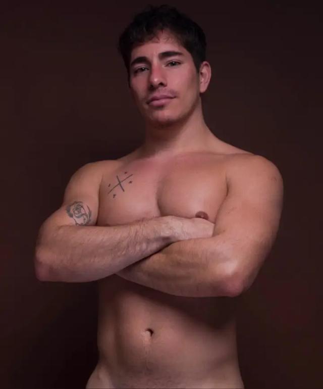 Emanuel 🇦🇷  (NO PPV)