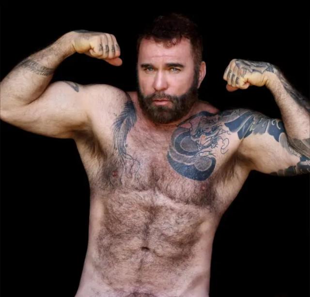 JACK XTRA ----- THICK UNCUT HAIRY
