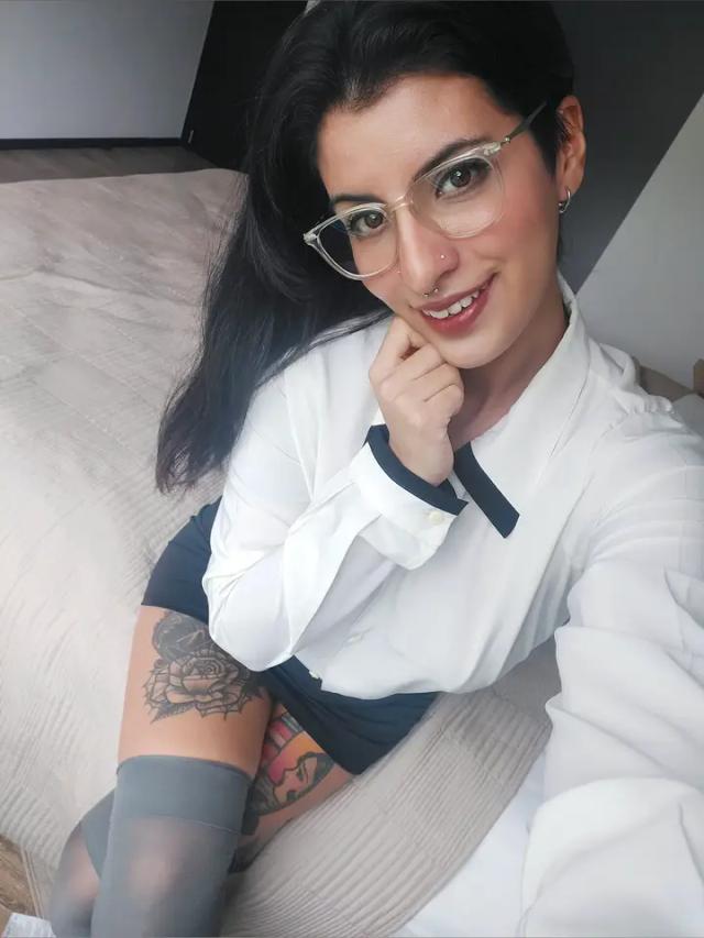 ♡ 𝕵𝖚𝖑𝖎𝖏𝖚 ♡ 𝔜𝔬𝔲𝔯 𝔰𝔴𝔢𝔢𝔱 𝔏𝔞𝔱𝔦𝔫𝔞 𝔤𝔦𝔯𝔩