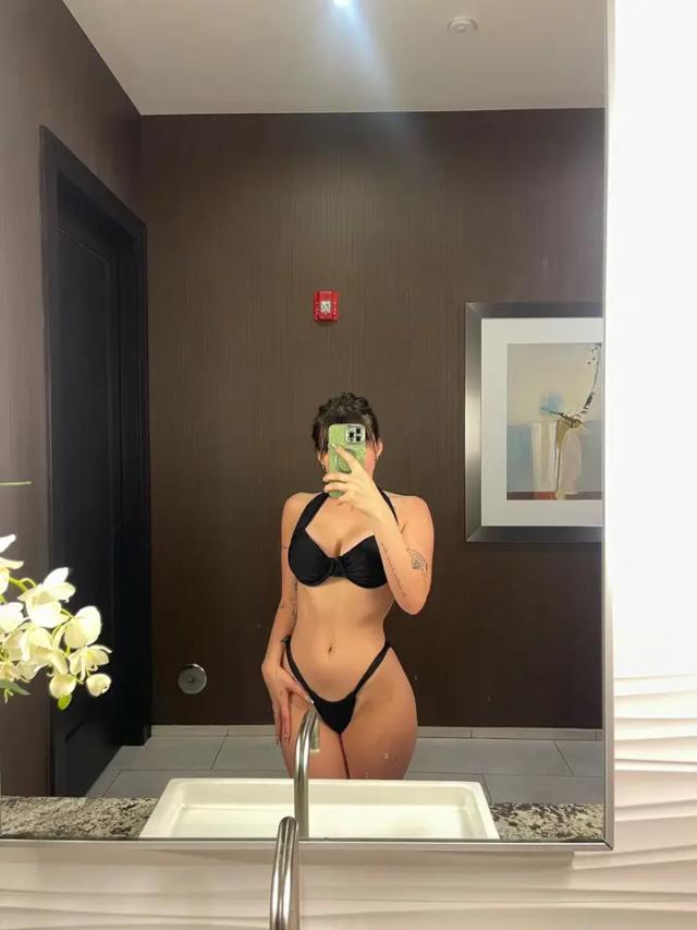 🤩