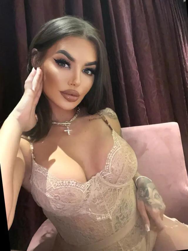 Melia Leigh 🐉