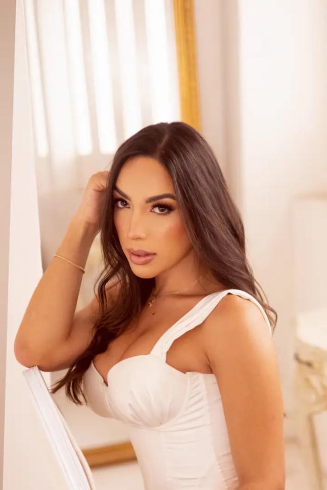 Lana_honey