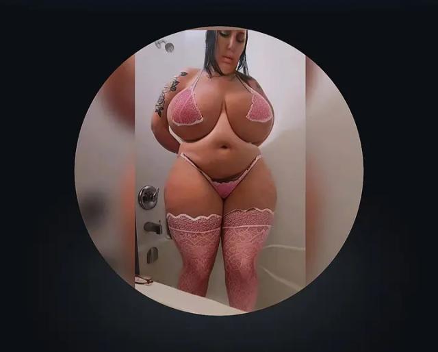 CANDiD SANDRA