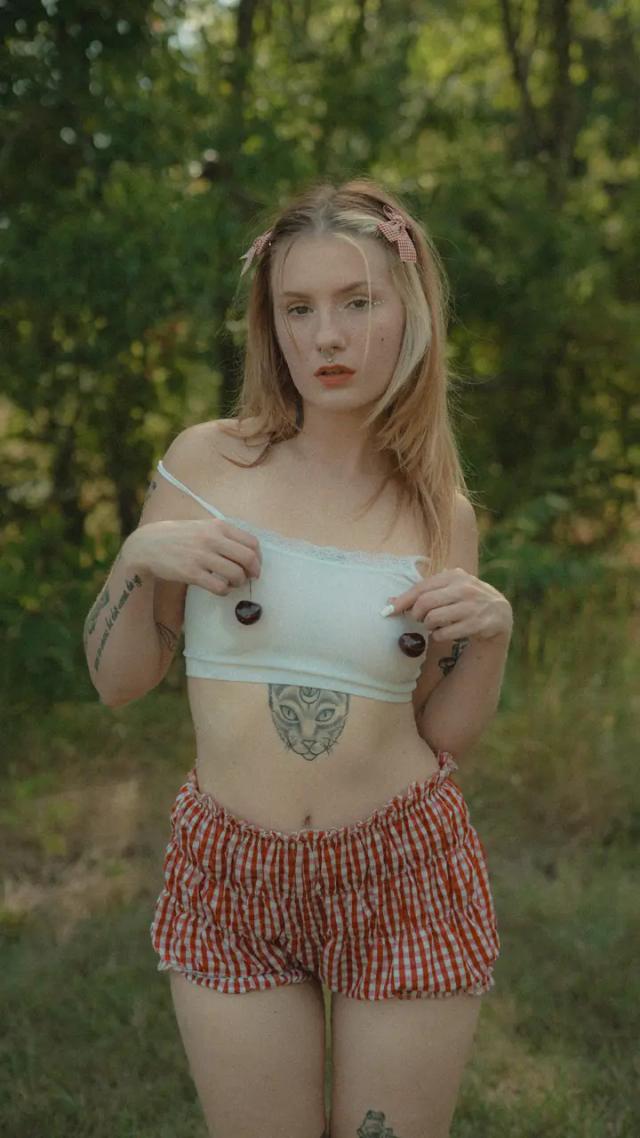 Adison-Strawbaby🍰🍓