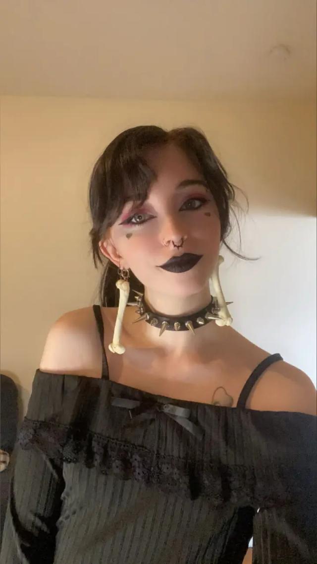 Goth Batty Bunz🐇🦇
