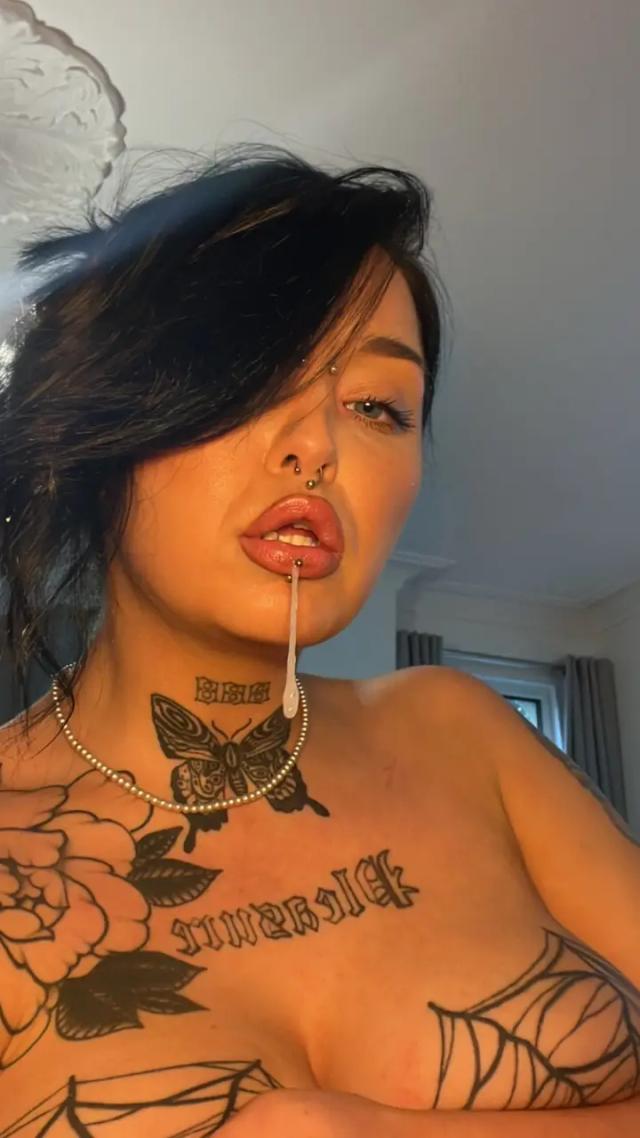 Selena shot