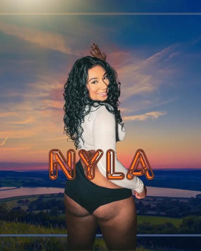 Nyla Fox 🆓