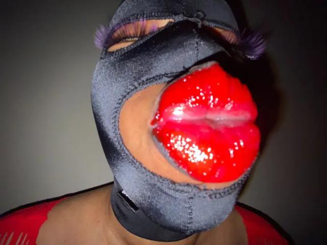 Dominican Lipz