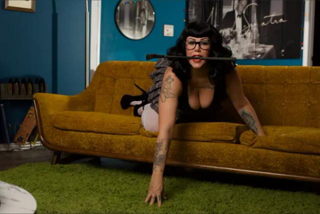 Vixen VonRaven