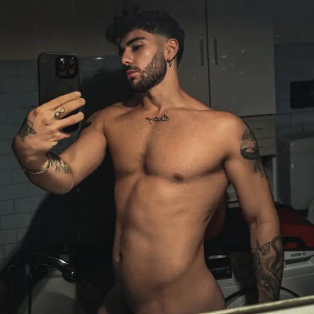 Daniel😈