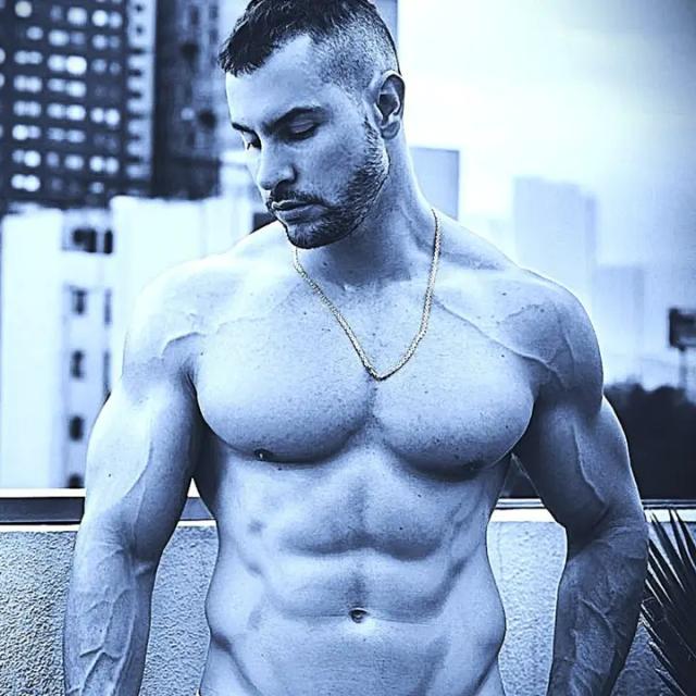 Duncan Saint