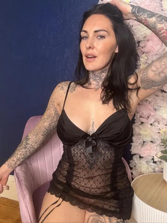 British custom Queen