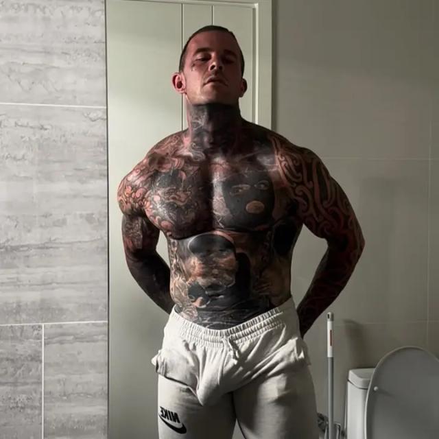 Cam