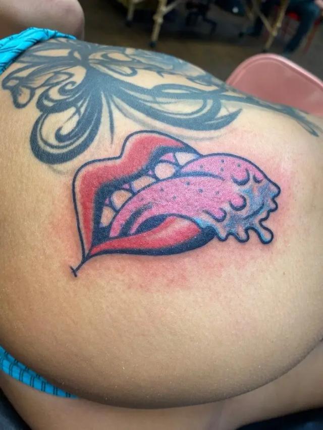 Tattooed_Lifter69