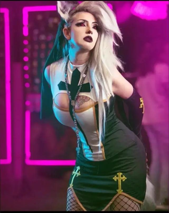 Lenalee 💖 Cosplay Cutie