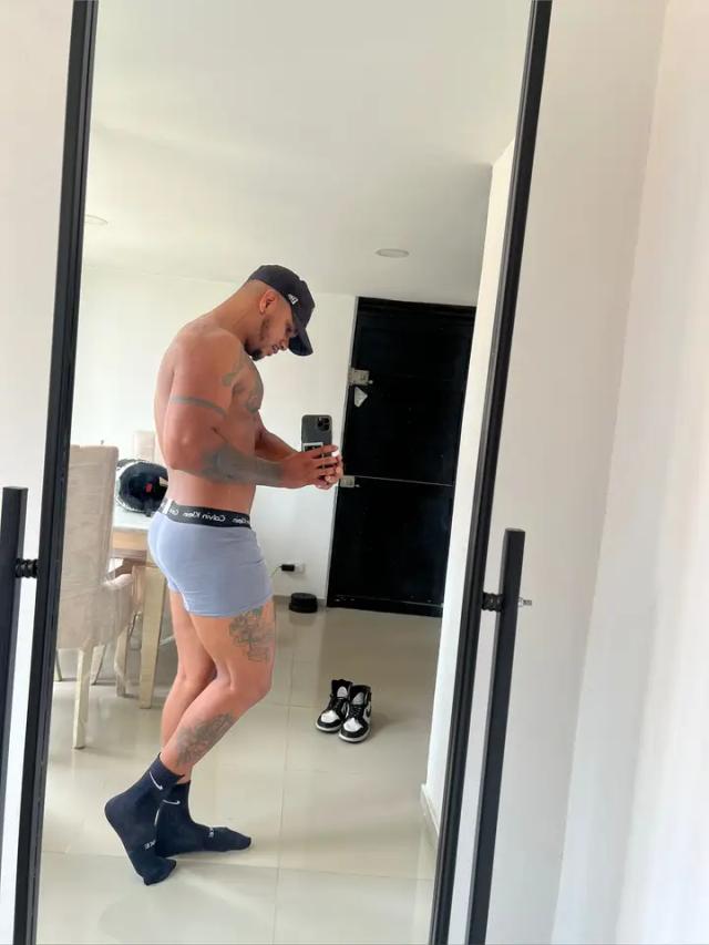 Big Dick Latino FREE🇨🇴😈