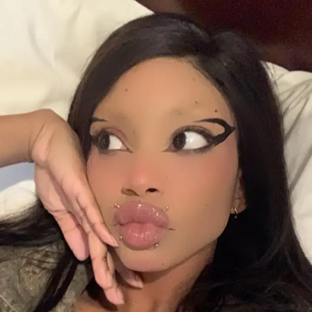 Twink girl