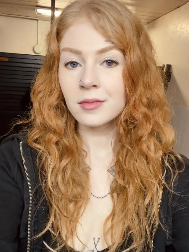 Violet Rae