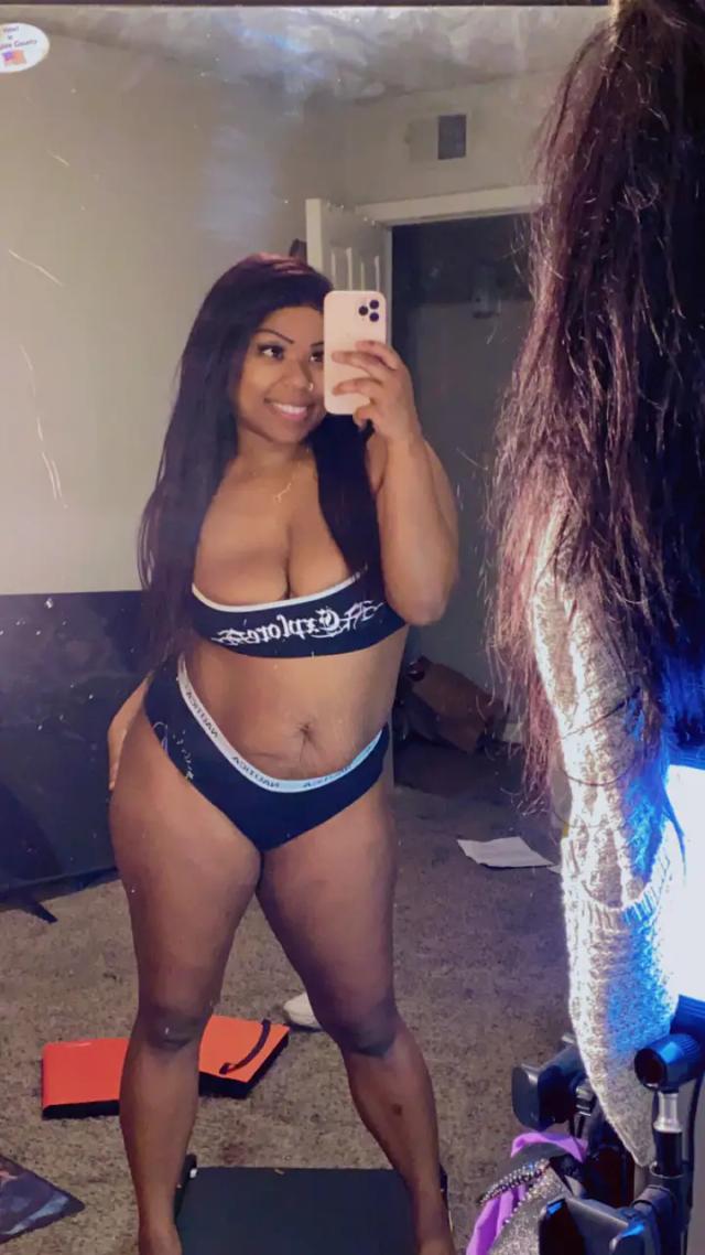 Desi Wright