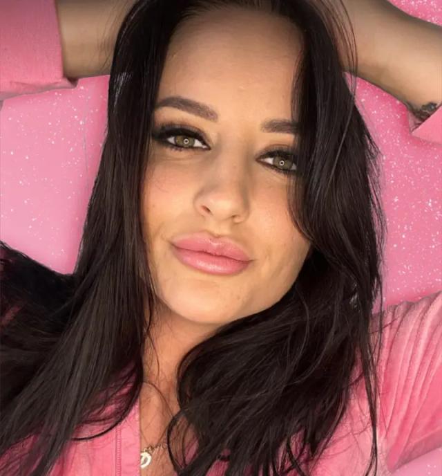 Pamela 🩷