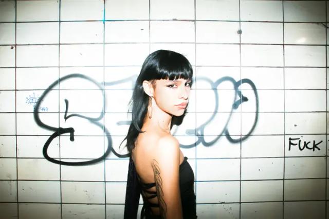 danielle ✮⋆˙