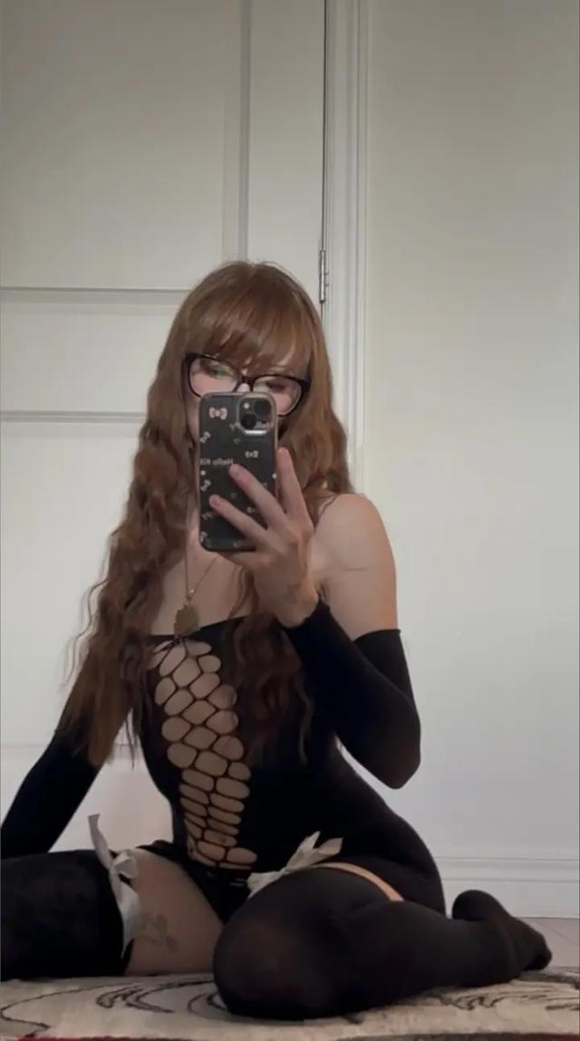 ♡ 𝓼𝓶𝓸𝓵 𝓫𝓪𝓫𝔂 𝓭𝓸𝓵𝓵 ♡