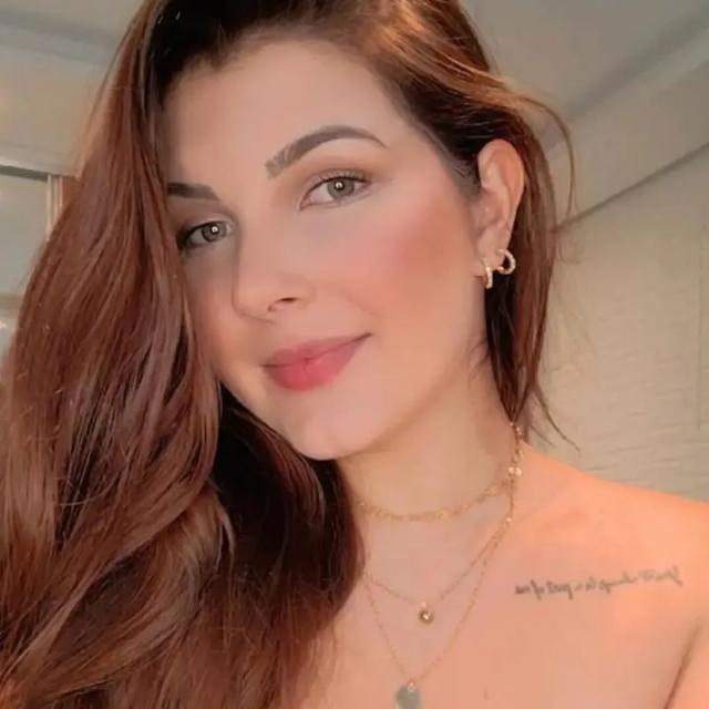 Nicole Lux