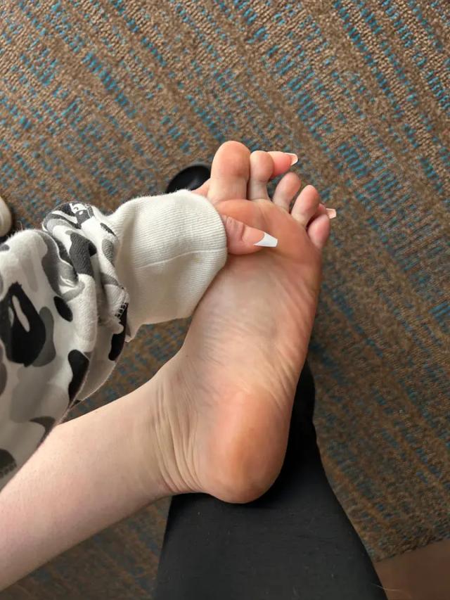 My Porcelain Toes