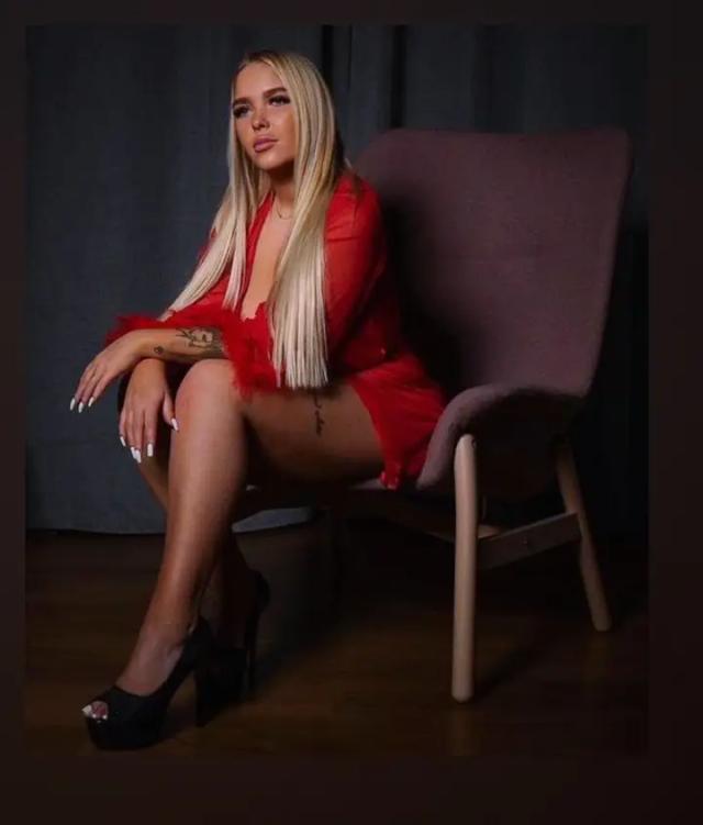 Blondý99