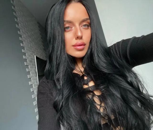 Eva ❤️