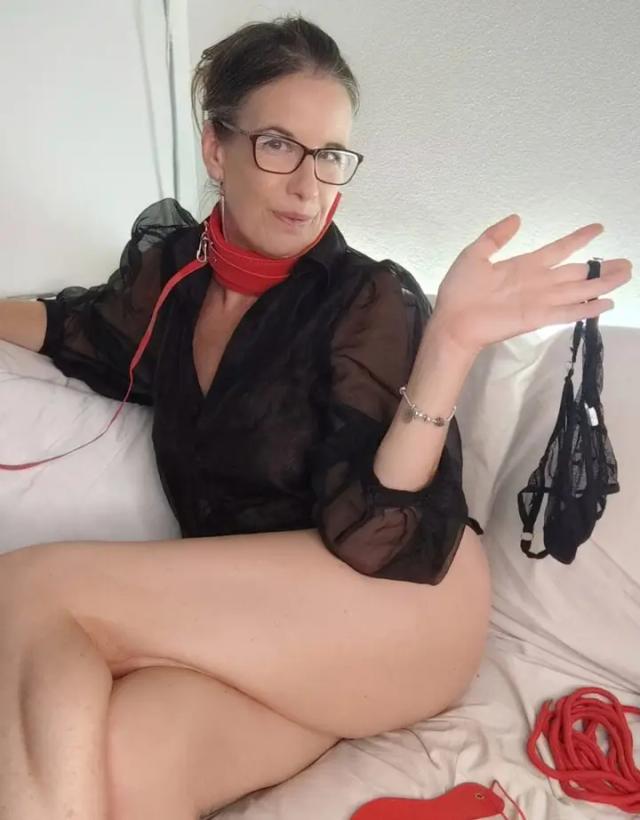 Shy Librarian UK