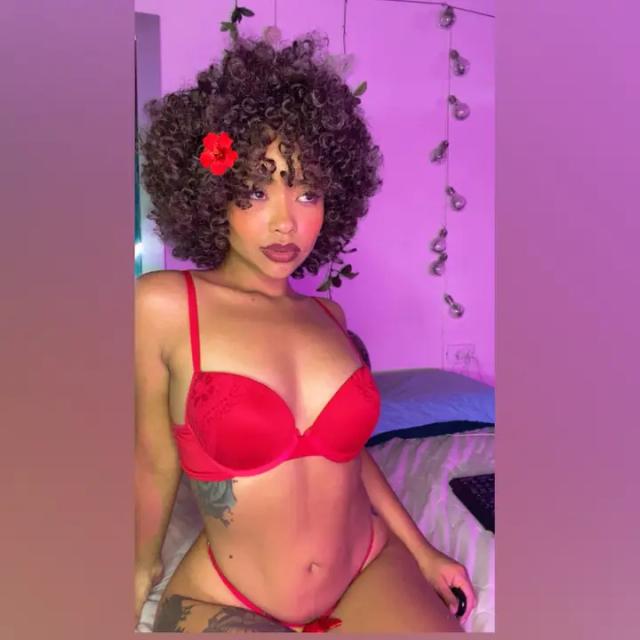 Anny Williams🖤