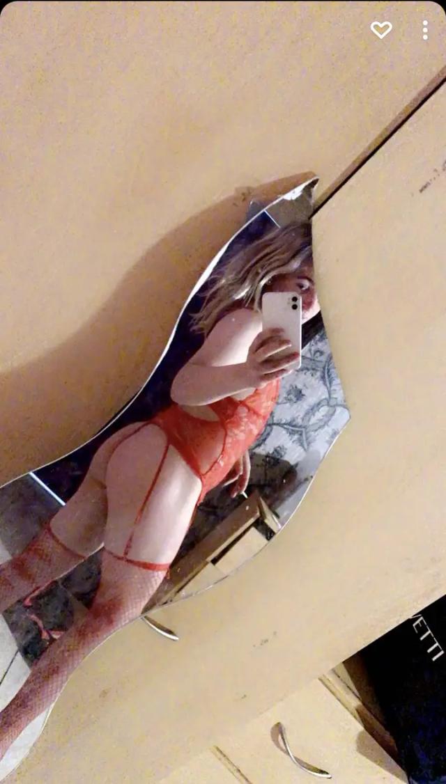 Hornygirlchloe😈🥰