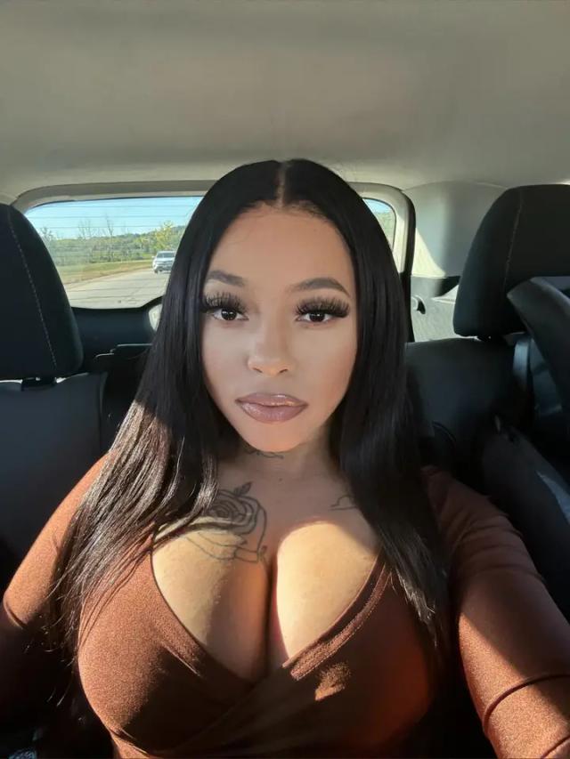 J💦