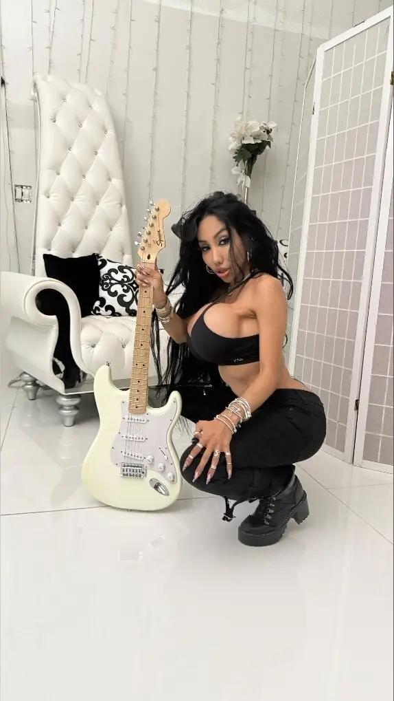 ANAKALIYAH BIMBO GODDESS