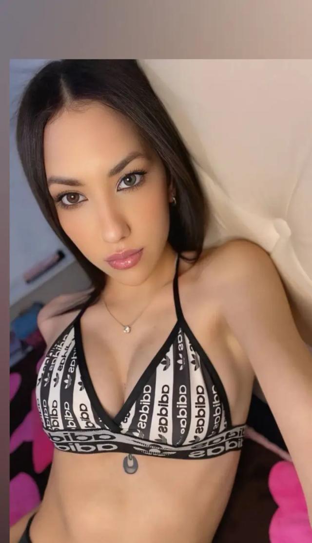 Valeria🖤