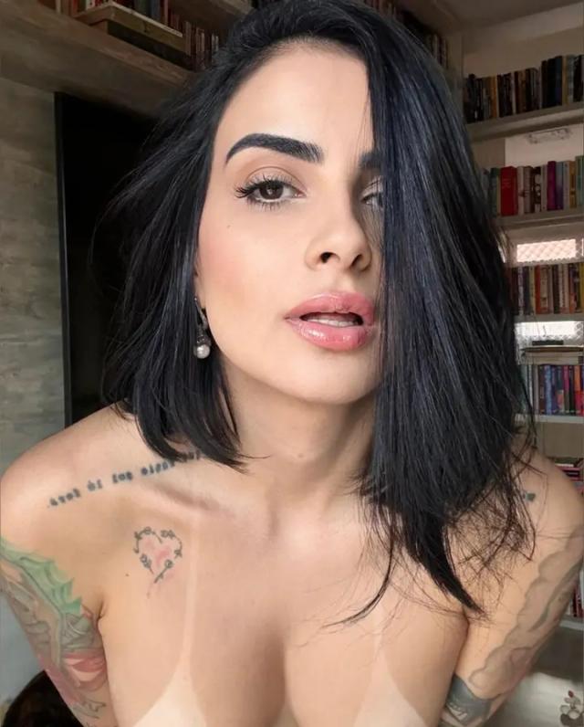 Lola Benvenutti