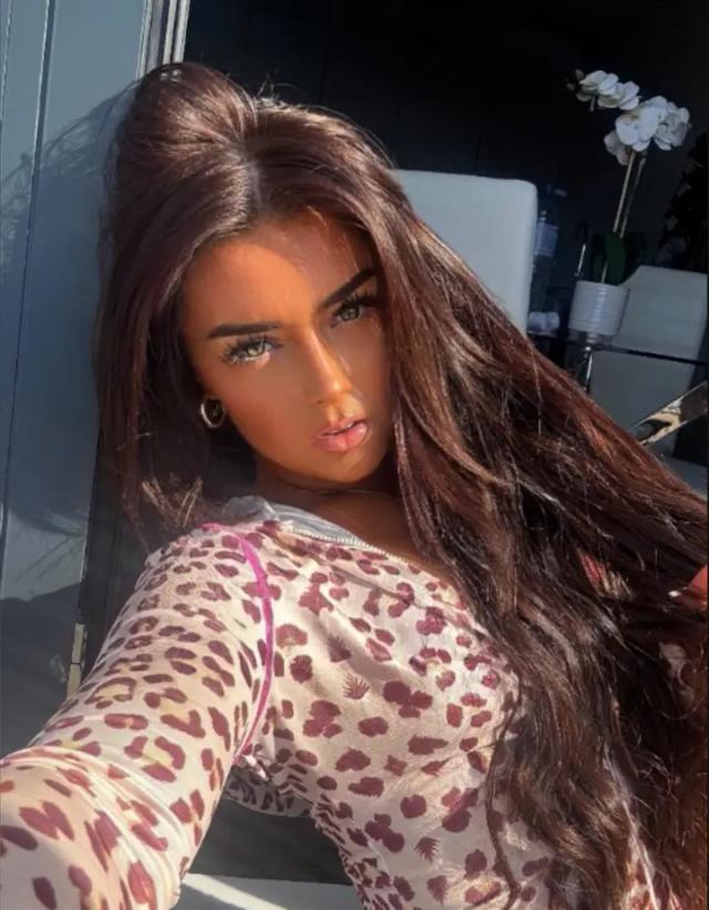 Cora | 4'9