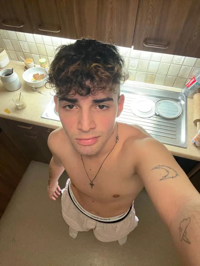 italianboy21