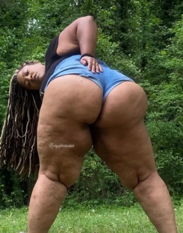LADYVPHATCAKES