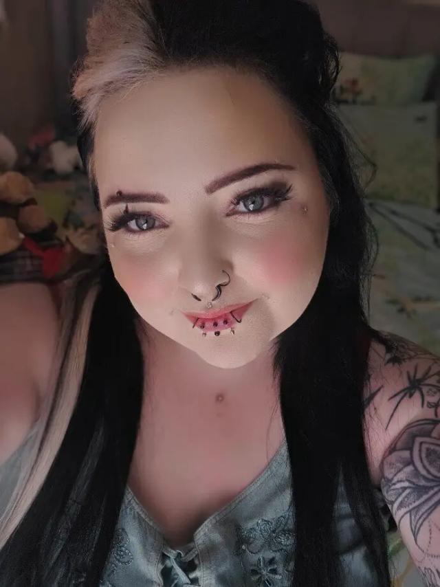 🦇🖤 Daisy 🦇🖤