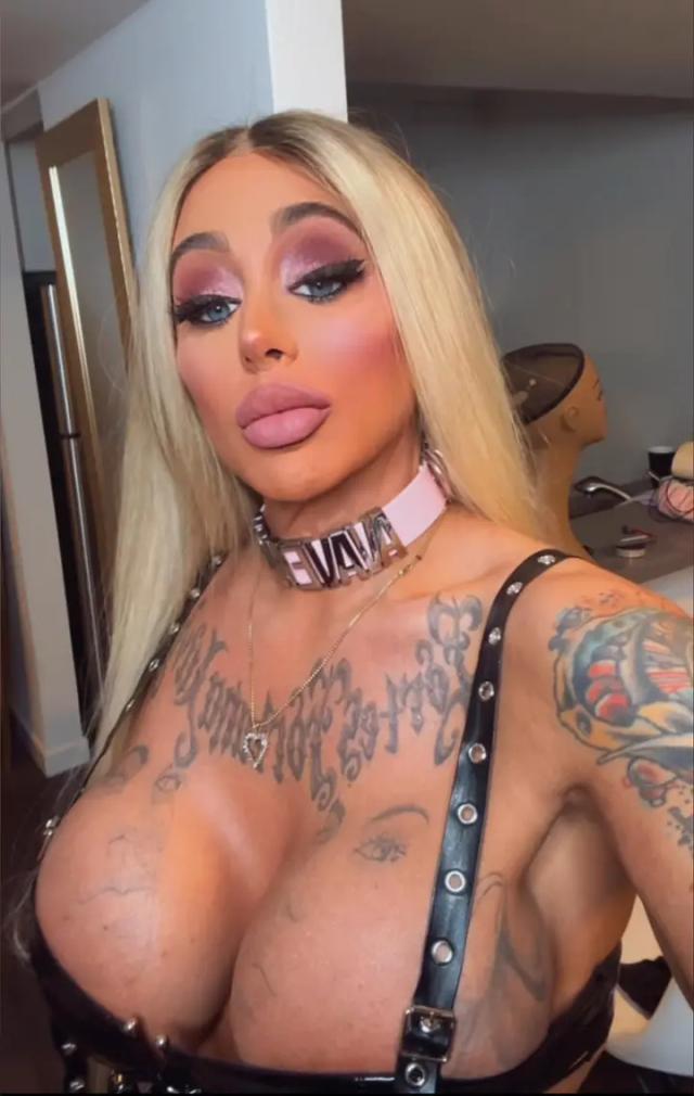 Ava Venom