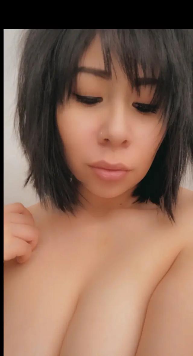 Elle Angelicaa
