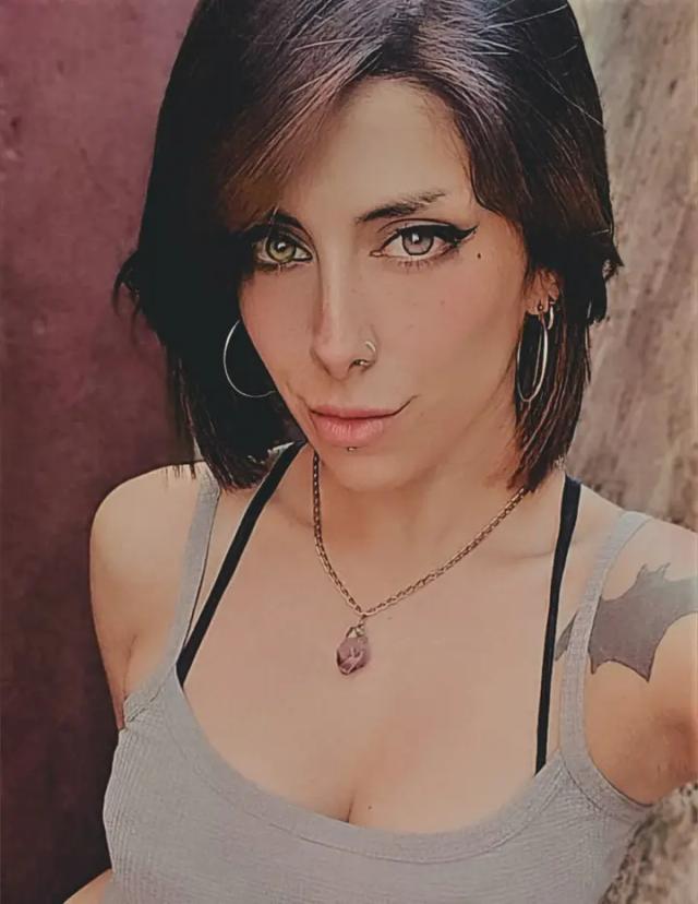 Sarah rockdaring