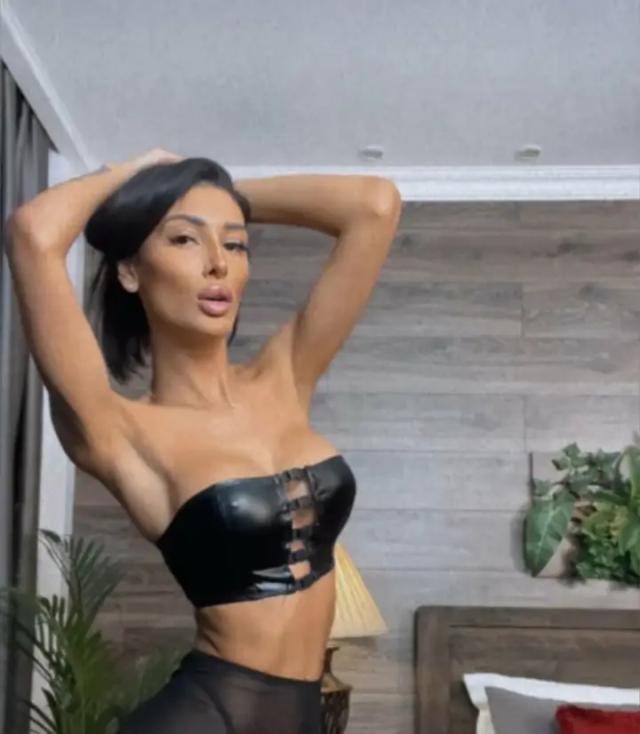 🔞 Holly Molly 🔞