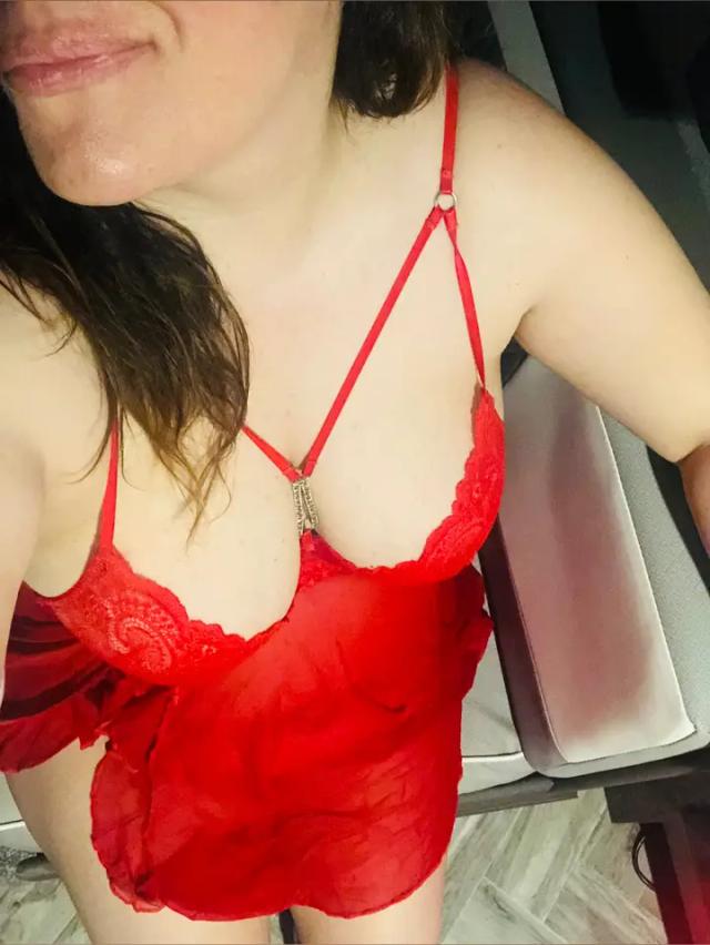 Kiki Kougar 🍒🍭🌺