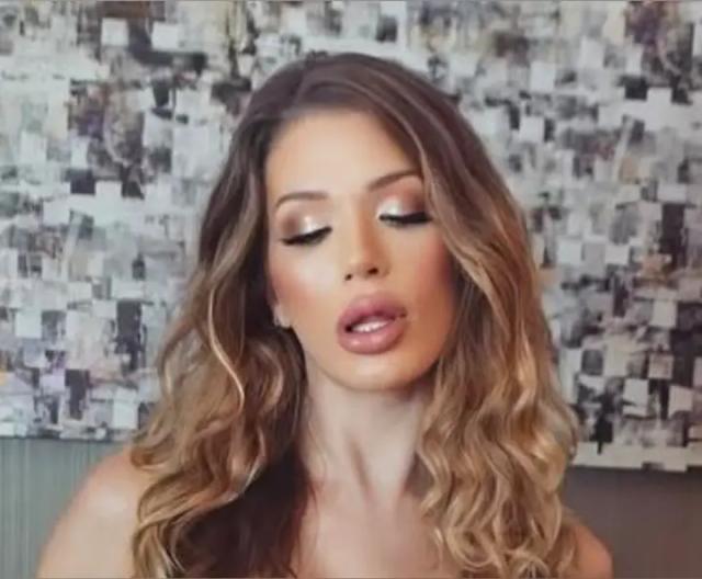 Cassandra LoveLox