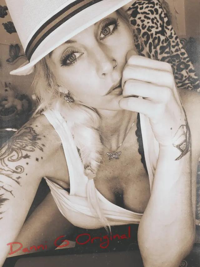 Danni G 😈