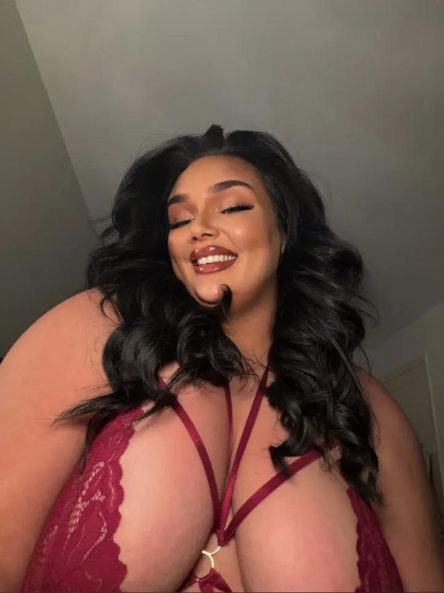 𝐕𝐈𝐏 @𝐌𝐢𝐬𝐬𝐥𝐢𝐯𝐯𝐮𝐤𝐤 ❤️
