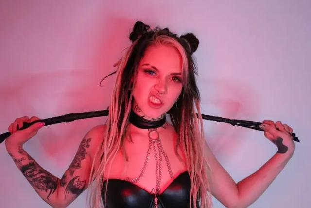 Fallen Angel Aida🍒